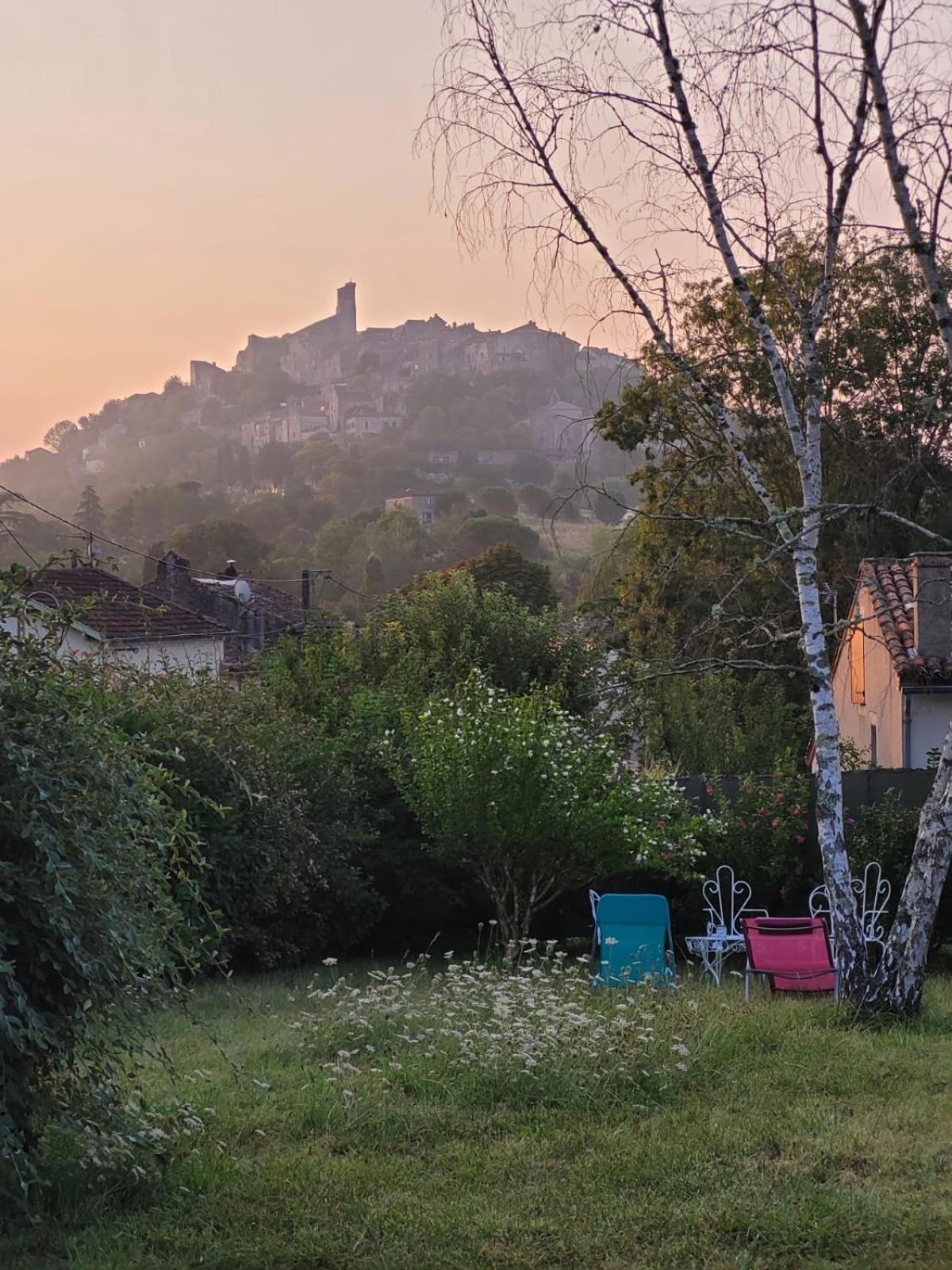 La Jolie Vue Et La Maison De La Tour- Cordes-Sur-Ciel Les Cabannes  Dış mekan fotoğraf
