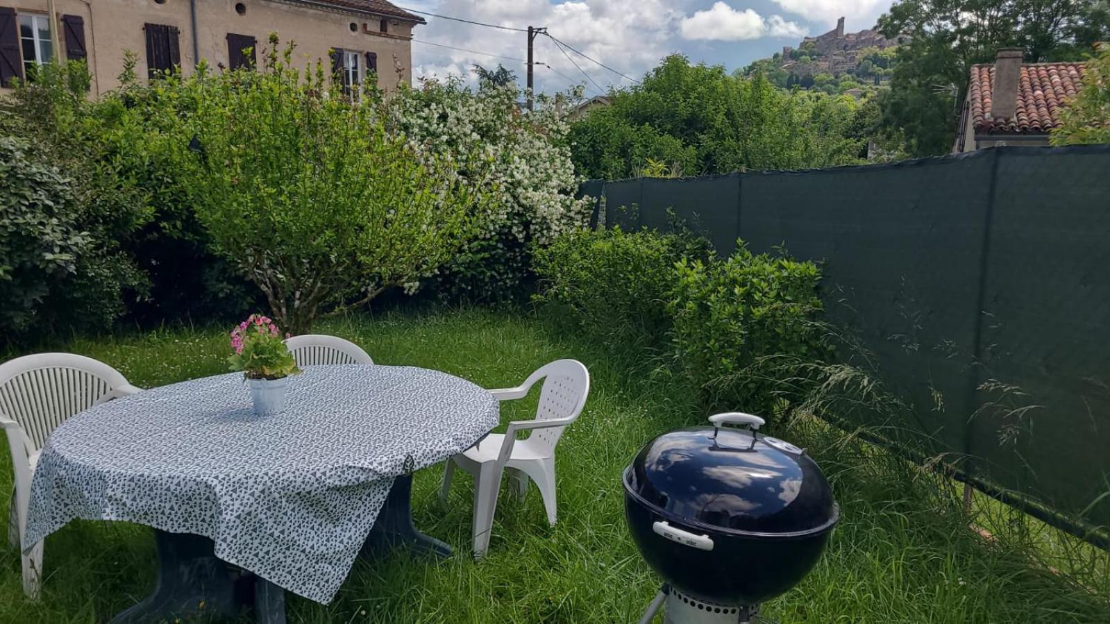 La Jolie Vue Et La Maison De La Tour- Cordes-Sur-Ciel Les Cabannes  Dış mekan fotoğraf